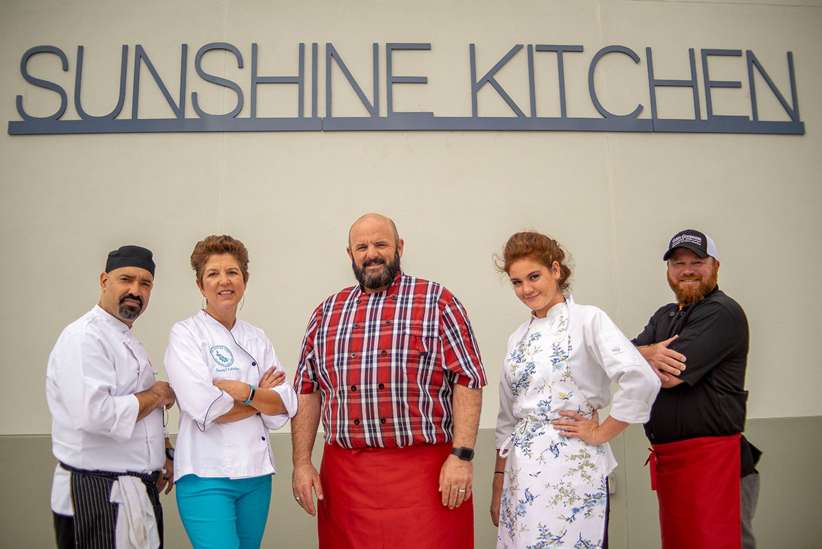 Sunshine Kitchen crew