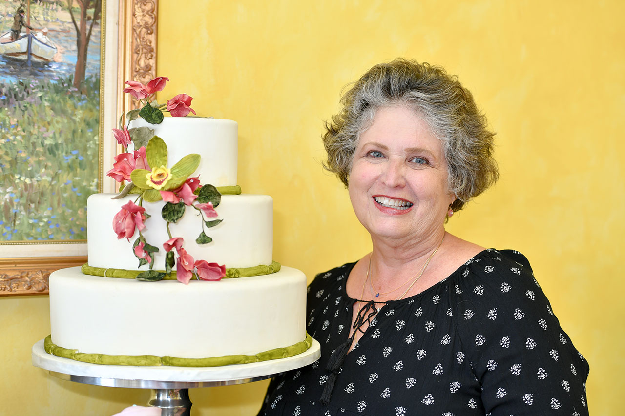 Read more about the article The CAKE ARTIST
