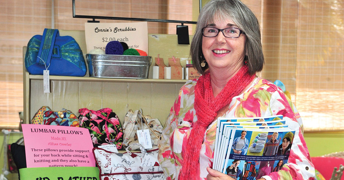 Read more about the article The Knitter