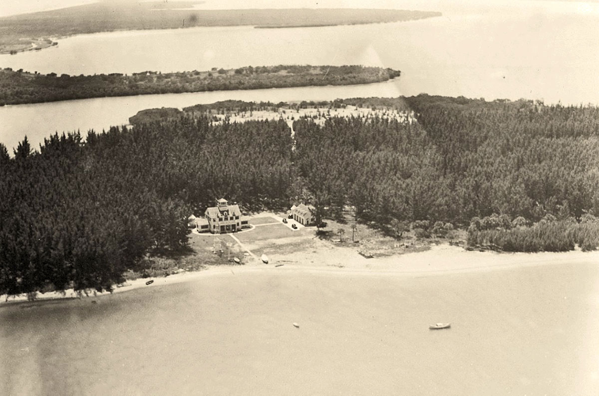 USCGA building on Fort Pierce Inlet in 1940s