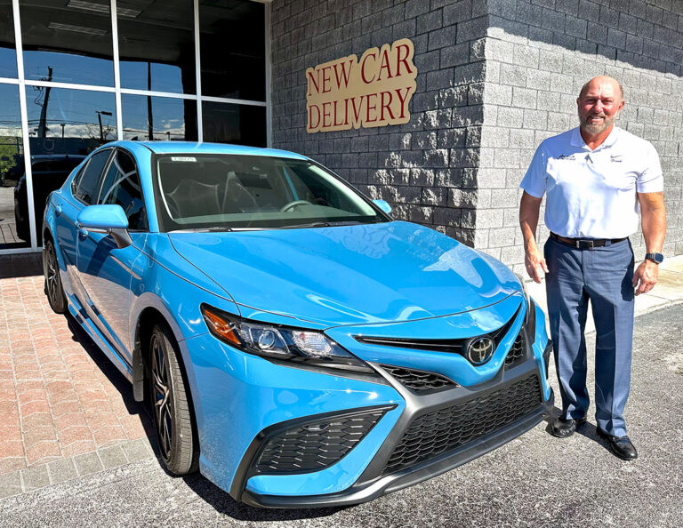 Read more about the article Bev Smith VP Frank Gonzalez embraces role of being the face of Toyota and Kia stores