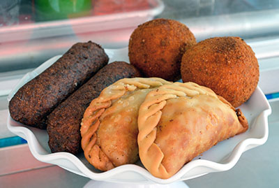 El Hay Bendito serves up fresh, delicious Puerto Rican food such as empanadas,alcapurria and papa rellena.