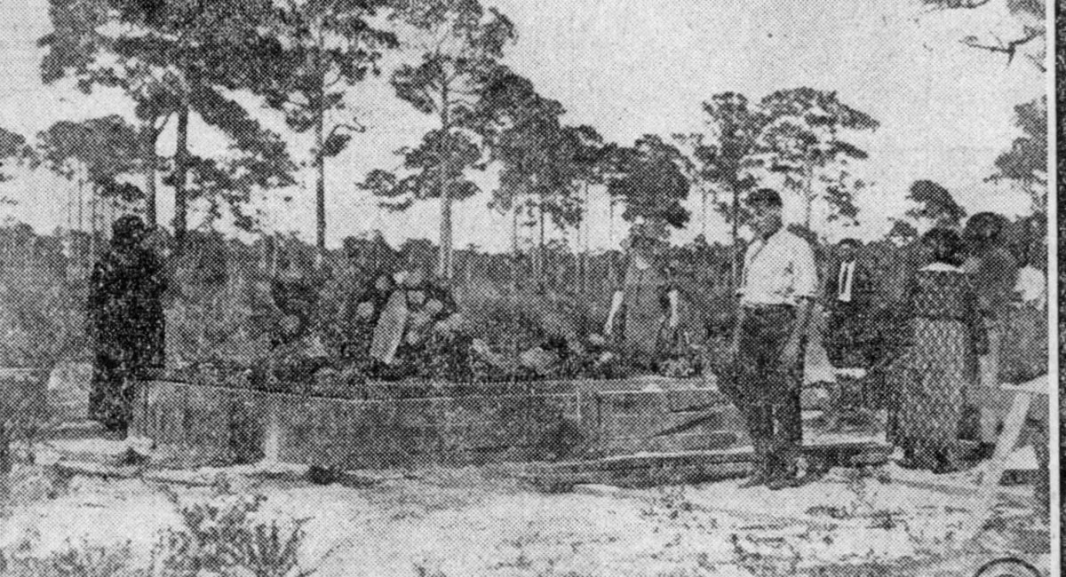 A Miami Herald photographer captured the funeral of John Ashley, Hanford Mobley and Ray Lynn at the family cemetery in Fruita in November 1924. Bill Ashley, the last of the Ashley men, is seen toward the front.