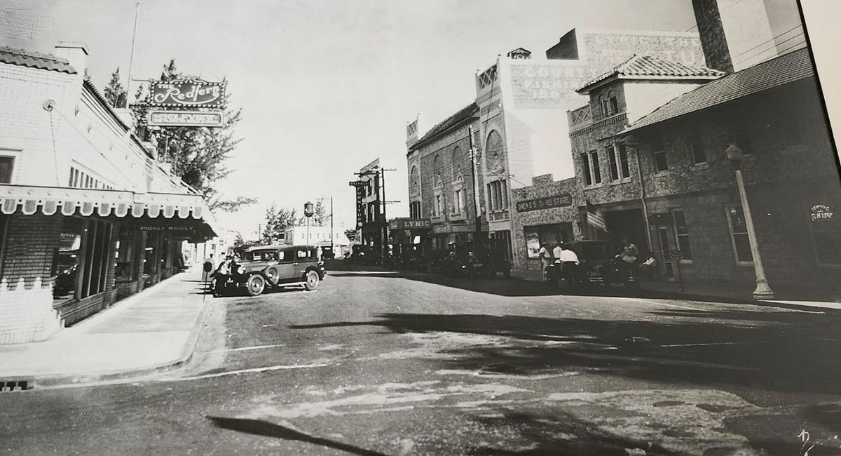 The first Ashley Gang Bank of Stuart robbery in 1915 occurred when the bank, in this photo looking southeast on Osceola Street, was located in the front left. The bank later moved across the street, appearing here in the right front of the photo, and was robbed in 1922 again by the Ashley Gang, this time led by Hanford Mobley