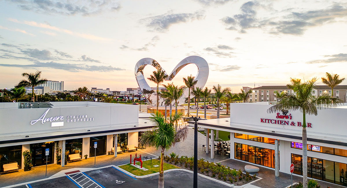 Amore and Sara’s Kitchen are two of the many restaurants and stores open at the Shoppes at the Heart. 